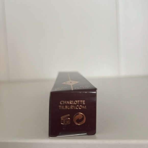 BNIB Charlotte Tilbury Hollywood Contour Wand Fair-Med-Pale .40oz - Picture 4 of 6